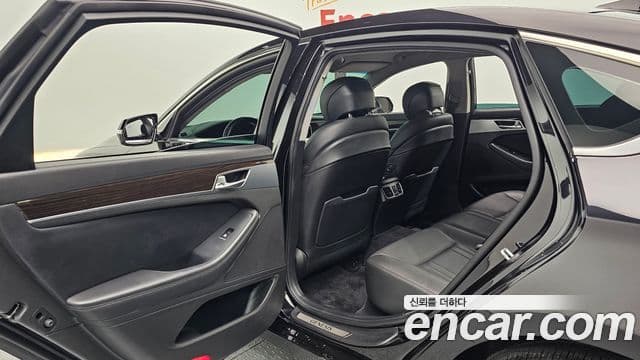 Genesis G80 Luxury, 2018 19