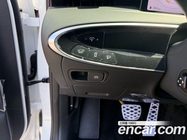 Genesis GV70, 2025 9