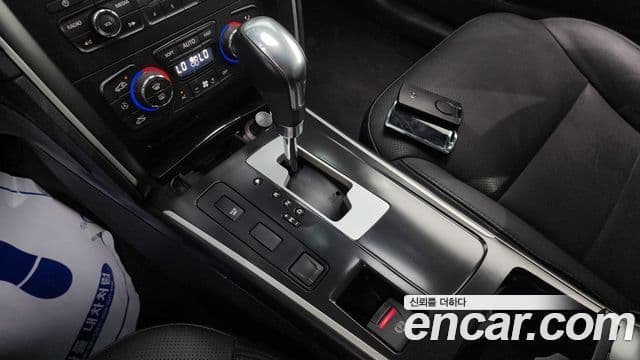 Renault Korea(Samsung) SM7 Nova LPLI 2.0 LPe для людей с инвалидностью, 2016 9