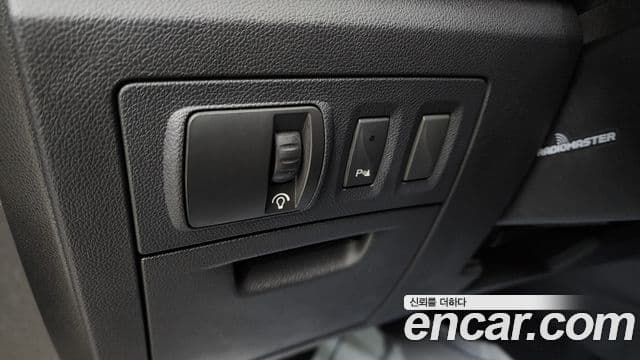 Renault Korea(Samsung) SM7 Nova LPLI 2.0 LPe для людей с инвалидностью, 2016 14