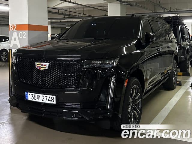 Cadillac Escalade 5세대 ESV Sport Platinum, 2024 3