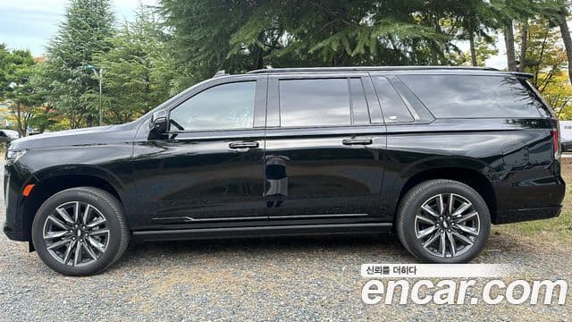 Cadillac Escalade 5세대 ESV Sport Platinum, 2024 7