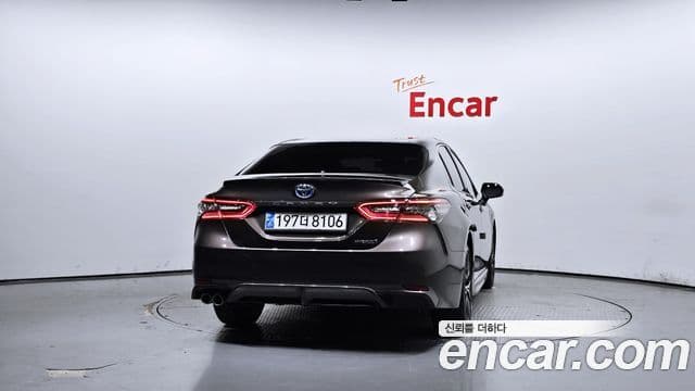 Toyota 캠리 (XV70) 2.5 XSE гибрид, 2023 4