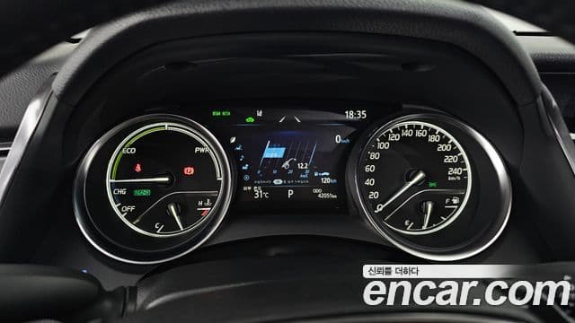 Toyota 캠리 (XV70) 2.5 XSE гибрид, 2023 8