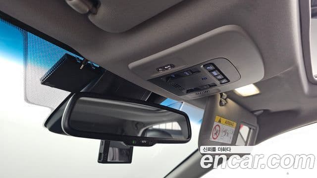 Toyota 캠리 (XV70) 2.5 XSE гибрид, 2023 18