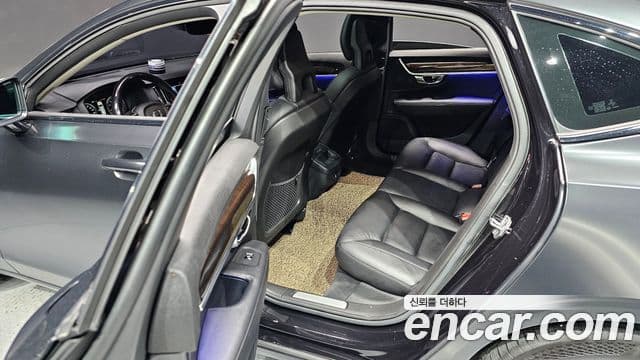 Volvo S90 T5 Momentum, 2017 12