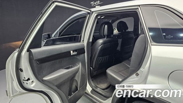 Kia Sorento R люксовая версия, 2012 19