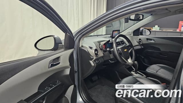 Chevrolet(GM대우) 아베오 седан топовая версия, 2015 10