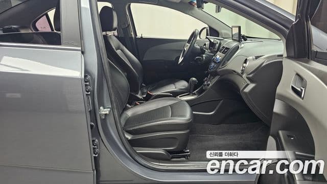 Chevrolet(GM대우) 아베오 седан топовая версия, 2015 11