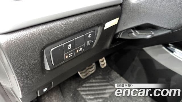 KG모빌리티(SsangYong) New Style Korando C 2.2 Extreme 2WD, 2018 16