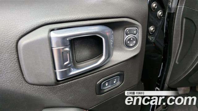 Jeep Wrangler (JL) 2.0 Rubicon 4도어, 2023 17