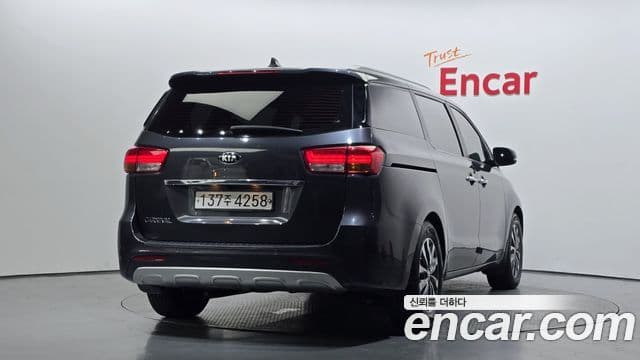 Kia All New Carnival Luxury, 2016 2