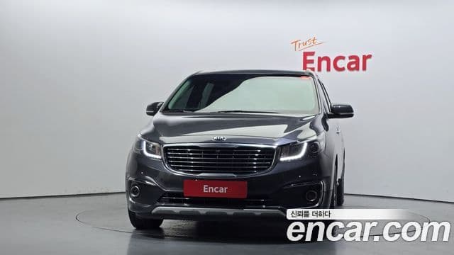 Kia All New Carnival Luxury, 2016 3