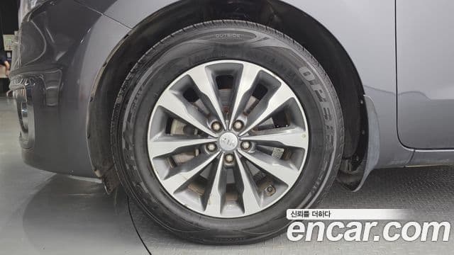 Kia All New Carnival Luxury, 2016 все фото