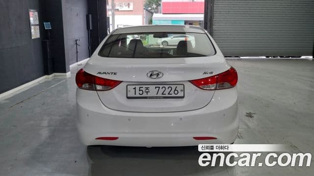 Hyundai Avante MD Premier, 2012 4