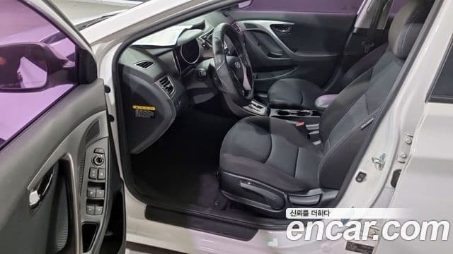 Hyundai Avante MD Premier, 2012 10