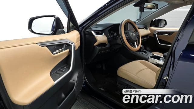 Toyota RAV4 5세대 2.5 4WD гибрид LTD, 2023 10
