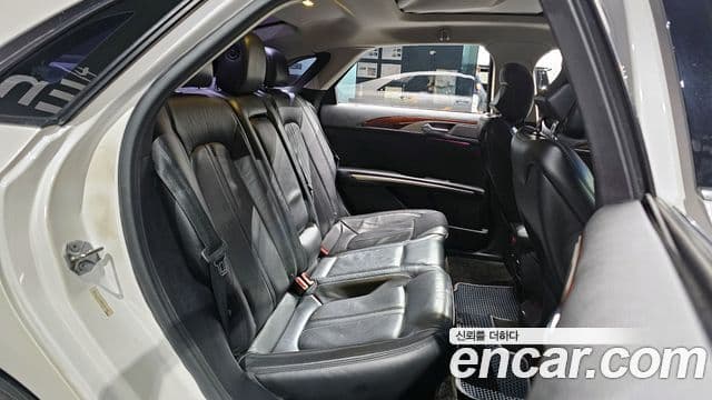 Lincoln New MKZ 2세대, 2015 12