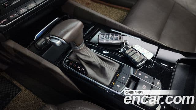 Kia All New K7 Prestige, 2016 9