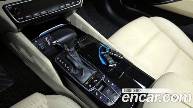 Kia All New K7 Noblesse, 2016 9
