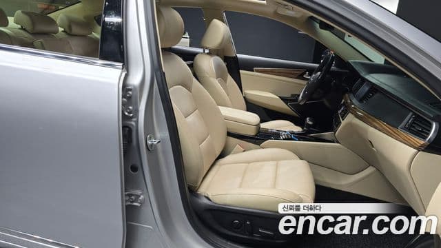 Kia All New K7 Noblesse, 2016 10