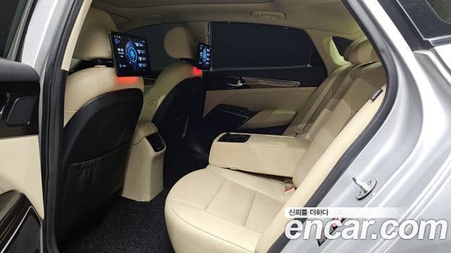 Kia All New K7 Noblesse, 2016 12