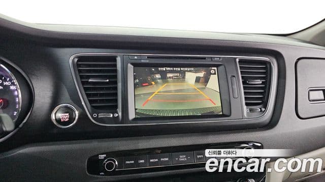 Kia All New Carnival Luxury, 2016 18