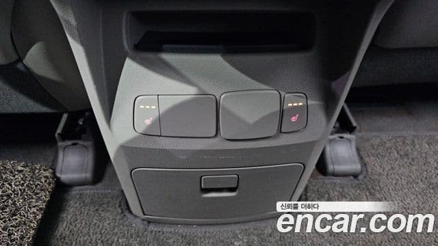 Kia All New Carnival Luxury, 2016 19