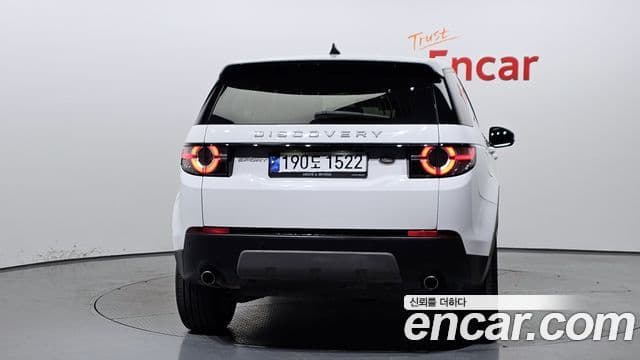 Land Rover Discovery Sport 2.0 TD4 SE (150 hp), 2017 4