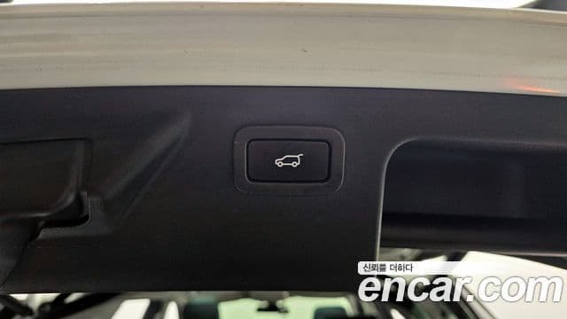 Land Rover Discovery Sport 2.0 TD4 SE (150 hp), 2017 20