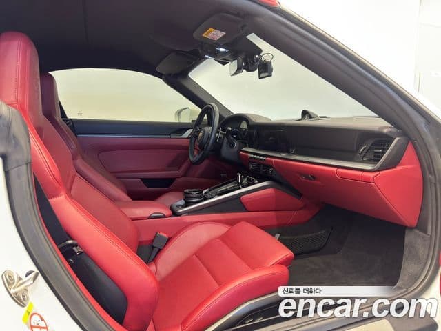 Porsche 911 (992) Carrera 4S кабриолет, 2020 8