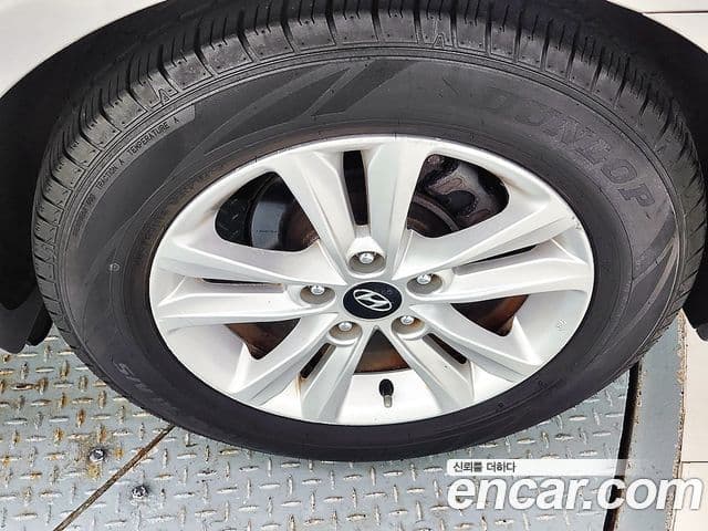 Hyundai YF Sonata Premier, 2012 19