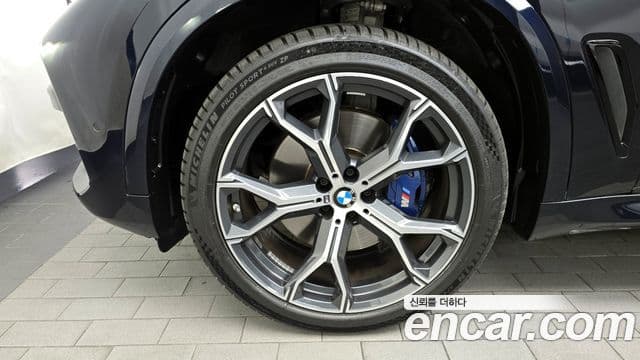 BMW X5 (G05) xDrive 40i M Sport, 2023 все фото
