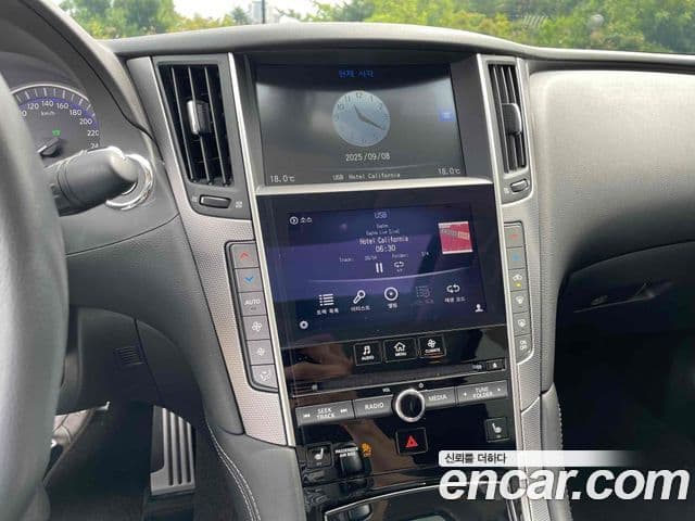 Infiniti Q50 3.5 гибрид Essence, 2015 13