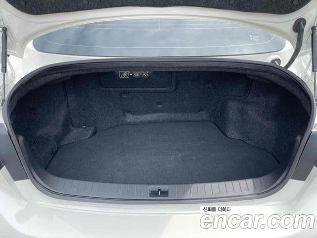 Infiniti Q50 3.5 гибрид Essence, 2015 18