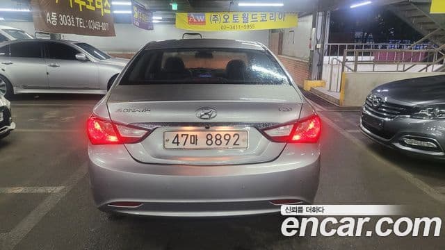 Hyundai YF Sonata Premier, 2010 все фото