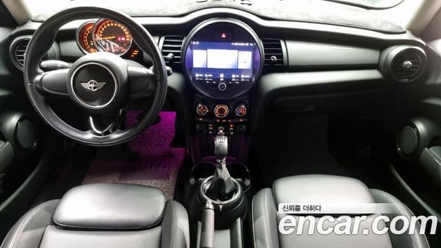 Mini Cooper 3세대, 2016 7
