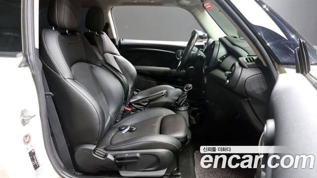 Mini Cooper 3세대, 2016 11