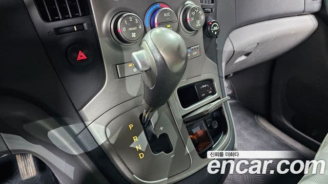 Hyundai Grand Starex CVX Luxury, 2015 9