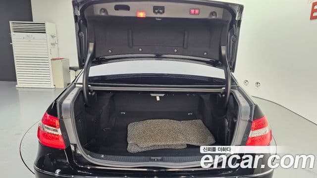 Mercedes-Benz E-класс W212 Avantgarde, 2011 20