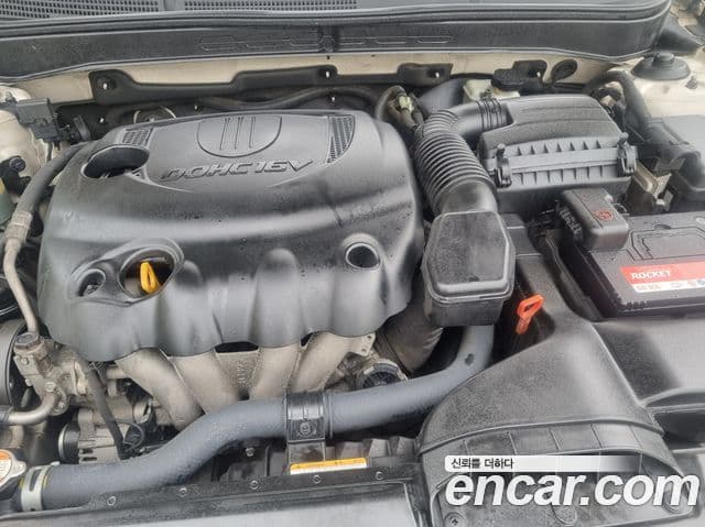 Hyundai YF Sonata Luxury, 2010 6