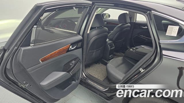 Kia All New K7 2.4 GDI Limited, 2017 12