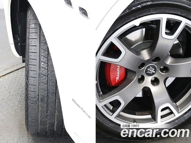 Maserati Levante 3.0 AWD GranLusso, 2020 8