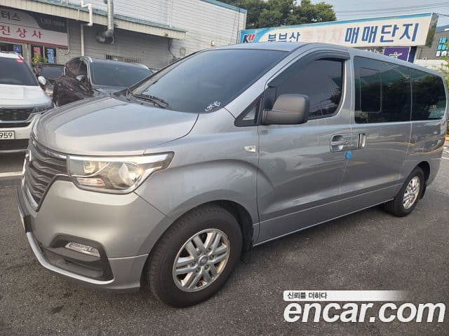 Hyundai The / новый New Grand Starex Modern, 2020 4