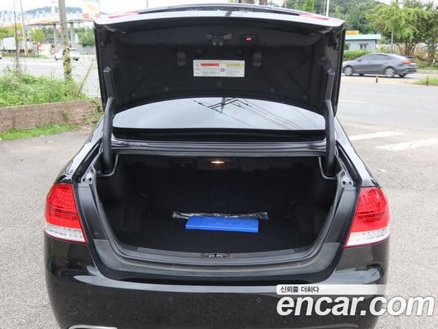 KG모빌리티(SsangYong) 뉴체어맨 W Prestige, 2016 18