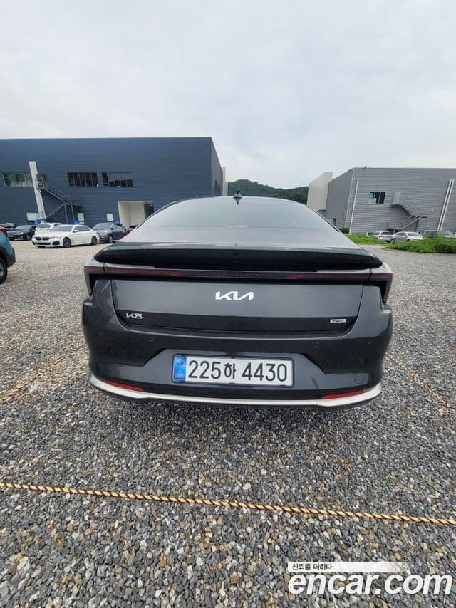 Kia The / новый New K8 гибрид Signature, 2025 4