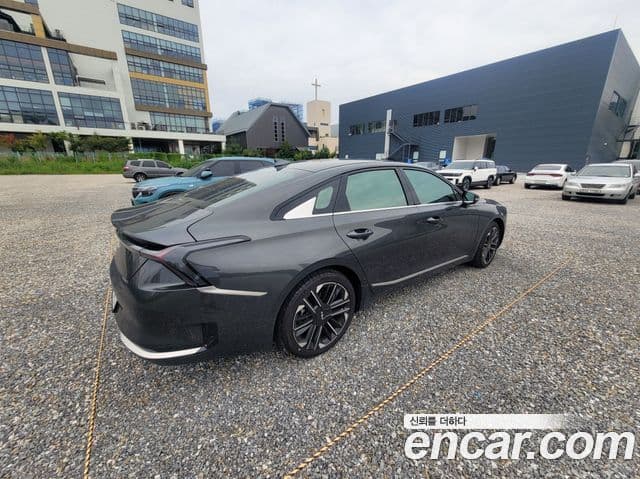 Kia The / новый New K8 гибрид Signature, 2025 все фото