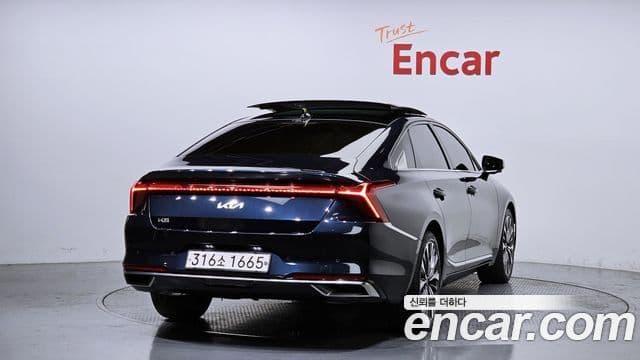 Kia K8 Signature, 2022 2