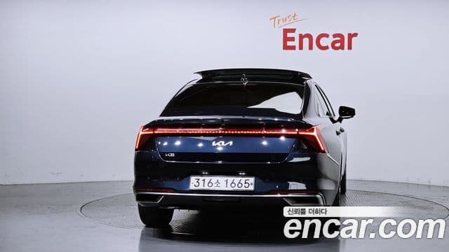 Kia K8 Signature, 2022 4