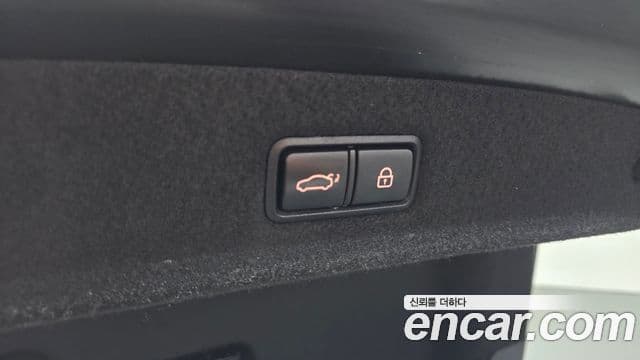 Genesis EQ900 Prestige, 2016 20